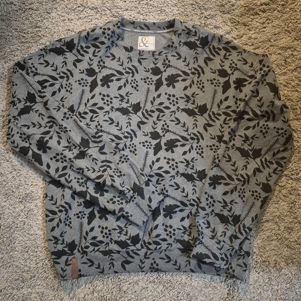 AMPERSAND ave. Gray & Black Patterned Sweater  NEW Never Worn!